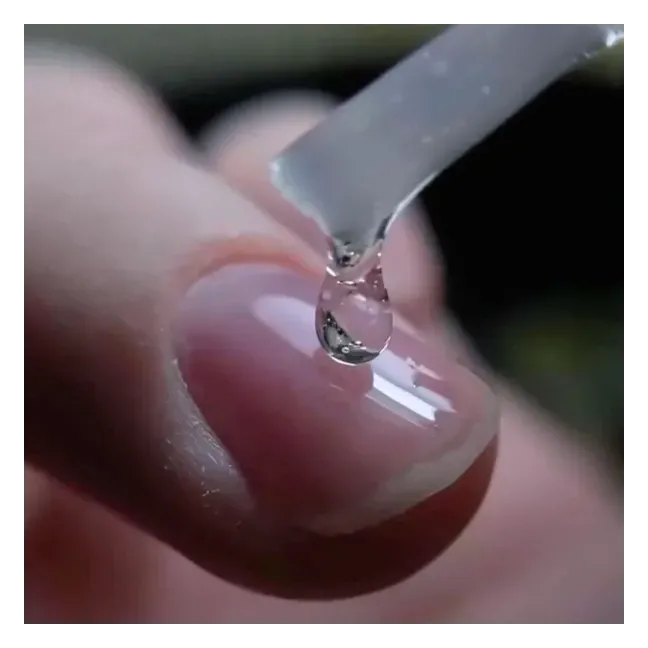 Base ibrida rinforzante KERA BASE Hemafree Makear 8 ml, unghie Makear, BASI & TOP unghie.