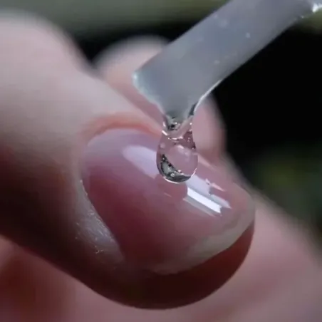 Base ibrida rinforzante KERA BASE Hemafree Makear 8 ml, unghie Makear, BASI & TOP unghie.