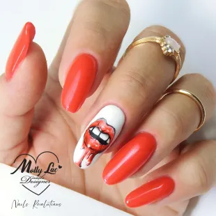 195 Colore smalto semipermanente Soakoff Glitter HEARTS&KISSES Mollynails 10 gr 2