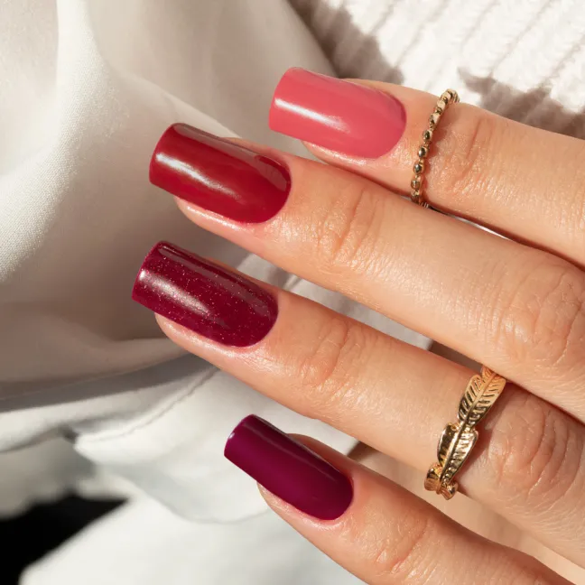 193 Colore smalto semipermanente Soakoff HEARTS&KISSES Mollylac 10 gr