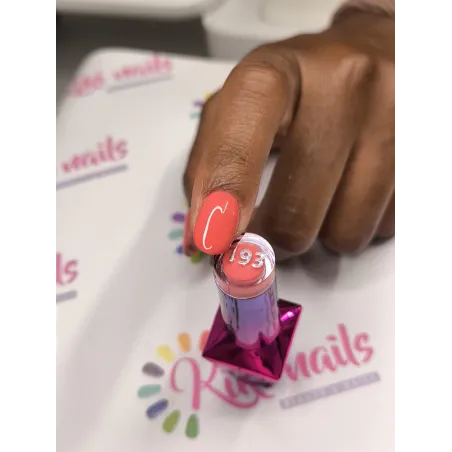 193 Colore smalto semipermanente Soakoff HEARTS&KISSES Mollylac 10 gr