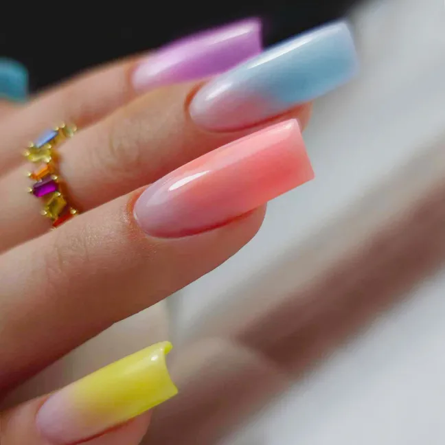 HOLIDAY SUN Gel costruttore giallo Hemafree Milky dream Mollynails 15 gr