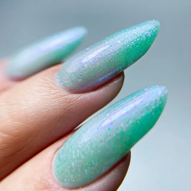 591 MollyLac 10gr - MERMAID WHISPERS Smalto effetto sirena verde semipermanente Soakoff