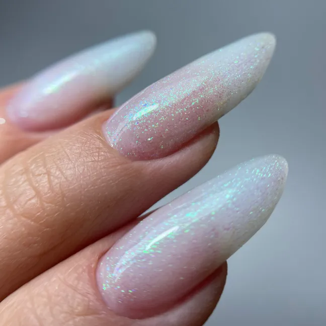 599 MollyLac 10gr - MERMAID WHISPERS Smalto effetto sirena bianco semipermanente Soakoff