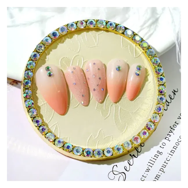 Cornice espositore tip rotondo decorativo rosa con brillanti, unghie Altro, OUTLET unghie.